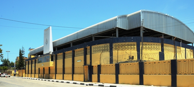Pavilhao-da-Casa-Pessoal-do-Porto-do-Lobitp